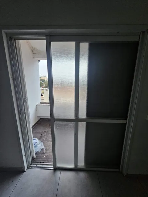 ויטרינה לסלון תמונה 2