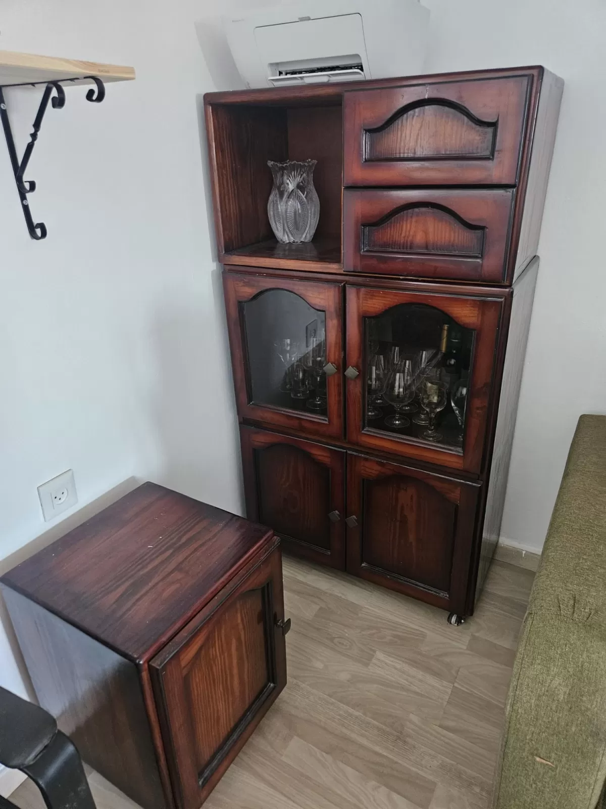 ריהוט וציוד מעולה למסירה תמונה 1